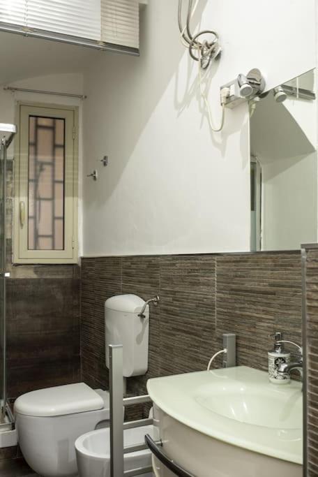 4 Canti Central Cozy Apt In Via Maqueda Палермо Екстериор снимка